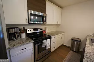 91 Hurt Rd SE, Smyrna, GA 30082 - Photo 6