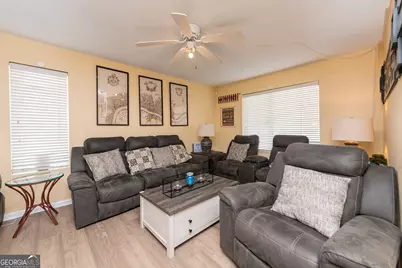 141 Stoneridge Drive, Warner Robins, GA 31088 - Photo 4