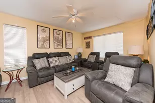 141 Stoneridge Dr, Warner Robins, GA 31088 - Photo 4