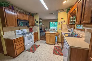 195 Cedar Ln, Dillard, GA 30537 - Photo 6