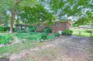 1305 Greenview Dr, Griffin, GA 30224 - Photo 46