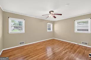 1305 Greenview Dr, Griffin, GA 30224 - Photo 32