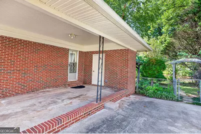1305 Greenview Drive, Griffin, GA 30224 - Photo 6