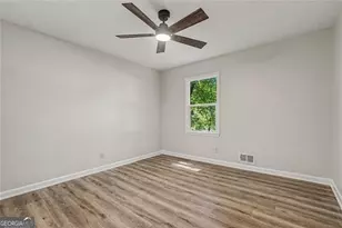 137 Farmington Dr, Woodstock, GA 30188 - Photo 14