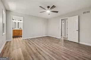 137 Farmington Dr, Woodstock, GA 30188 - Photo 8