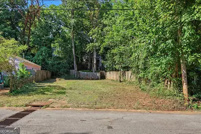 1023 Grant Way SE, Atlanta, GA 30315 - Photo 8