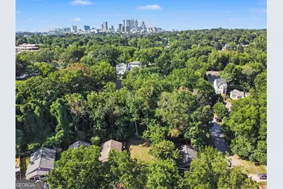 1023 Grant Way SE, Atlanta, GA 30315 - Photo 10