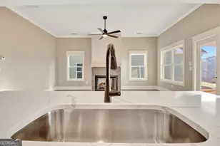 130 Redhaven Dr, Senoia, GA 30276 - Photo 8