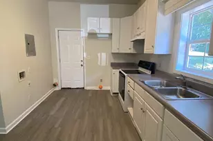 125 Hubbard St, Monroe, GA 30655 - Photo 6