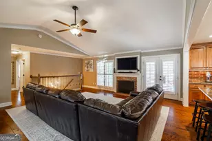275 Davis Estates Rd, Athens, GA 30606 - Photo 14