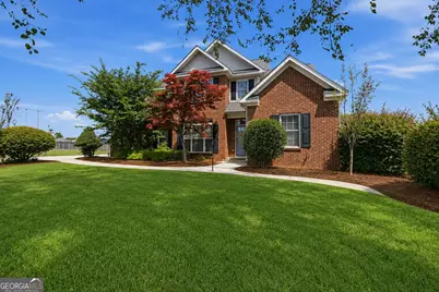 110 Cole Court, Warner Robins, GA 31088 - Photo 2