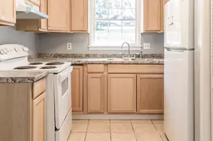 110 Kentshire Ave, Brunswick, GA 31525 - Photo 6