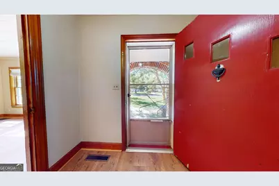 634 W Main Street, Swainsboro, GA 30401 - Photo 2