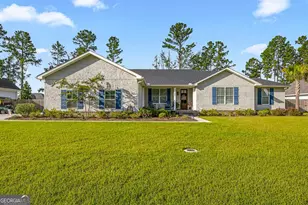 345 Belmont Cir, Brunswick, GA 31525 - Photo 2