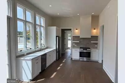 340 6th Street, Fayetteville, GA 30214 - Photo 2