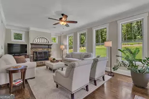 211 Northwynn Dr, Sharpsburg, GA 30277 - Photo 26