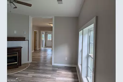 24 Alley Street, Toccoa, GA 30577 - Photo 2