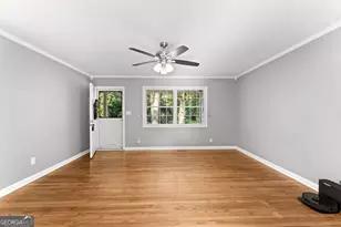 316 Terrell St, Warner Robins, GA 31088 - Photo 10