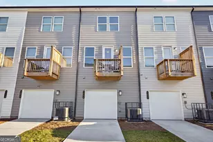 2656 Brookview Ln, Atlanta, GA 30318 - Photo 4