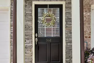 3732 Ashford Creek Ln NE, Brookhaven, GA 30319 - Photo 2