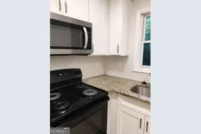 1385 Plaza Avenue SW, Atlanta, GA 30310 - Photo 6