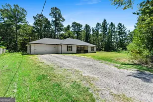 1103 Macdonald Ave, Woodbine, GA 31569 - Photo 1