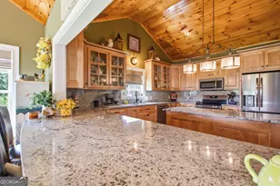2011 Lothridge Rd, Cleveland, GA 30528 - Photo 36