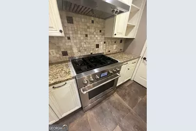 382 Charleston Lane, Lawrenceville, GA 30046 - Photo 8