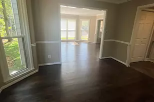382 Charleston Ln, Lawrenceville, GA 30046 - Photo 14