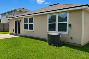 202 Cedar Breeze Dr, Kingsland, GA 31548 - Photo 2