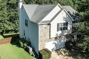 621 Wellington Ln, Monroe, GA 30655 - Photo 32