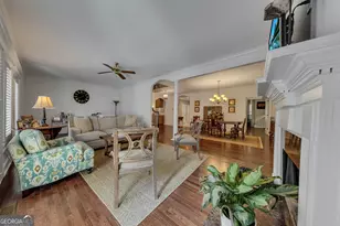 5996 Mitchell Rd, Sandy Springs, GA 30328 - Photo 12