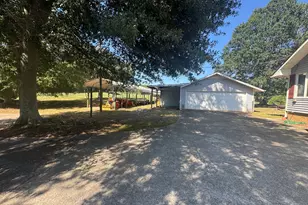 4178 Providence Church Rd, Lavonia, GA 30553 - Photo 2