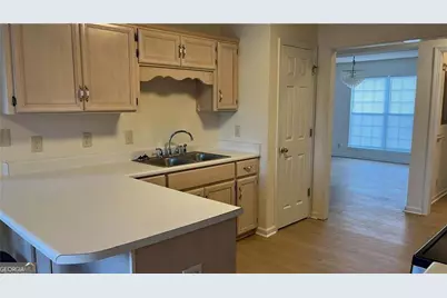 3039 Charing Cross, Brunswick, GA 31525 - Photo 6