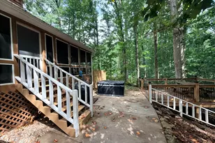 244 Skyline Way, Lavonia, GA 30553 - Photo 16