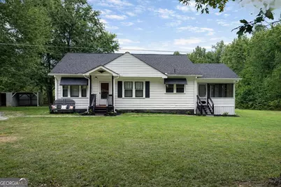 375 Wilson Circle, Lavonia, GA 30553 - Photo 1
