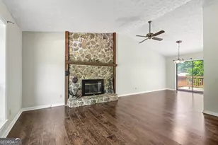 2571 Wildflower Ln, Lawrenceville, GA 30044 - Photo 4