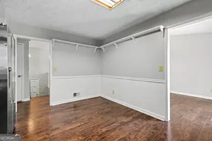 2571 Wildflower Ln, Lawrenceville, GA 30044 - Photo 10