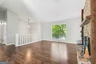 2571 Wildflower Ln, Lawrenceville, GA 30044 - Photo 6