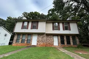 154 Timber Creek Ln SW, Marietta, GA 30060 - Photo 2