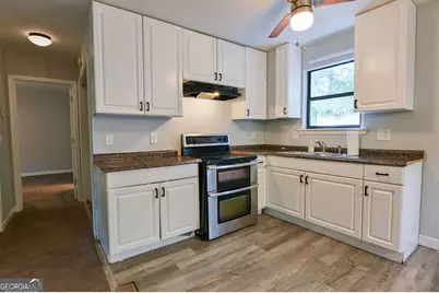 615 Brooks Street, Dallas, GA 30157 - Photo 8