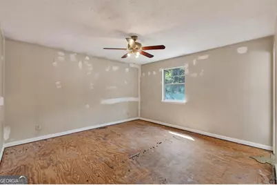 6077 Cherokee Valley Lane, Lithonia, GA 30058 - Photo 34