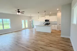325 Livingston Bnd, Statesboro, GA 30461 - Photo 6