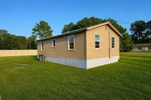 168 Gorham St, Pembroke, GA 31321 - Photo 2