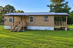 168 Gorham St, Pembroke, GA 31321 - Photo 2