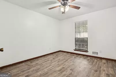 9115 Raven Drive, Jonesboro, GA 30238 - Photo 16