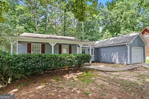 9115 Raven Dr, Jonesboro, GA 30238 - Photo 2