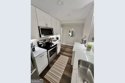 300 W Peachtree Street #21G, Atlanta, GA 30308 - Photo 6