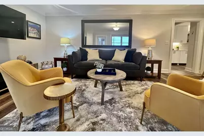 300 W Peachtree Street #21G, Atlanta, GA 30308 - Photo 1