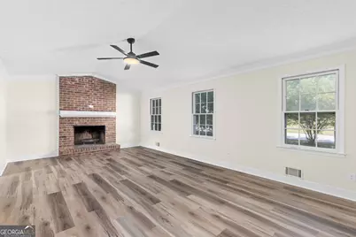 2250 Ridge Forest Drive, Grayson, GA 30017 - Photo 8